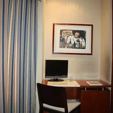 Pedralbes Hotel 3*