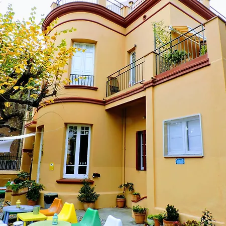 Garden House By Feetup