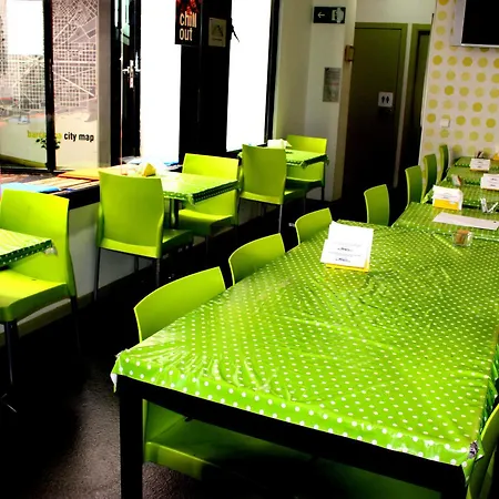 Hostel Raval Botella Private Barcelona