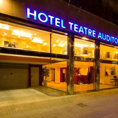 Sm Teatre Auditori Отель Барселона
