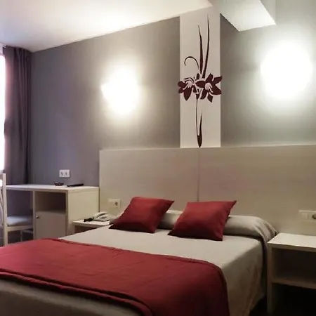 Nuevo Triunfo Hotel 2*