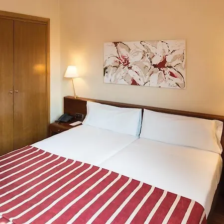 Catalonia Roma 3*