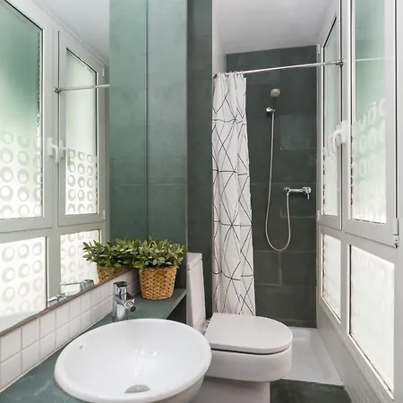 Montaber - Gran Via - Rocafort Apartman *