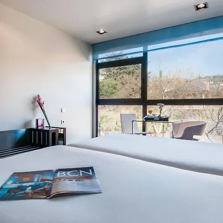 Ikonik Angli 4* Barcelona