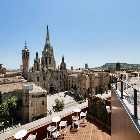 Colón 5*