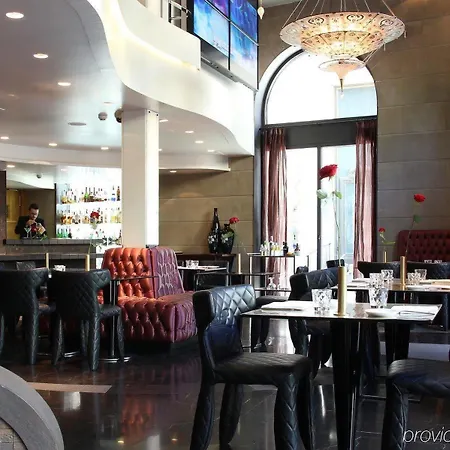 Bagues, A Small Luxury Of The World 5*