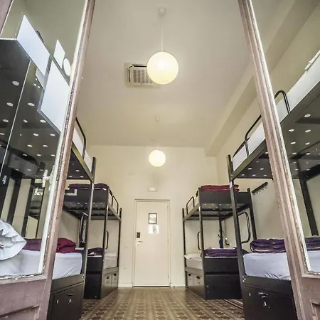 Hostal 360 Borne
