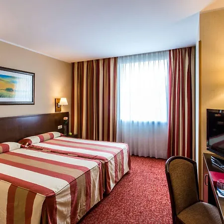 Leonardo Gran Via Hotell 3*