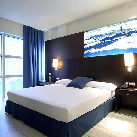 Отель Vincci Maritimo 4*