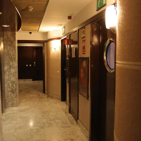 Napols - Abapart Aparthotel 2*