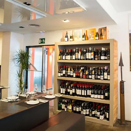 Hotel Ciutat De 3*