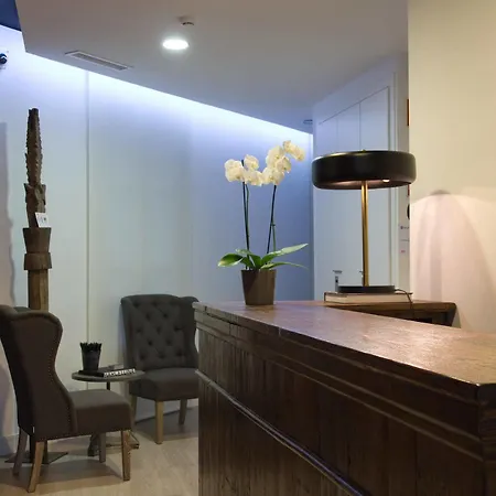 The 8 Boutique 3*