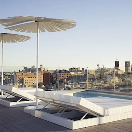 Hotel Yurbban Trafalgar 3*