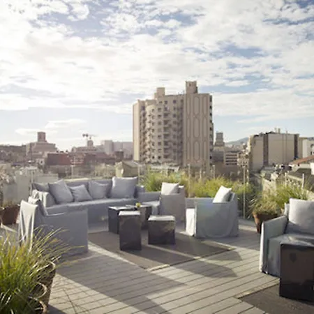 Yurbban Trafalgar Hotel 3*