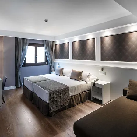 Catalonia Magdalenes Hotel 4*