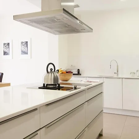 Rent Diagonal-aribau Hotel 3*