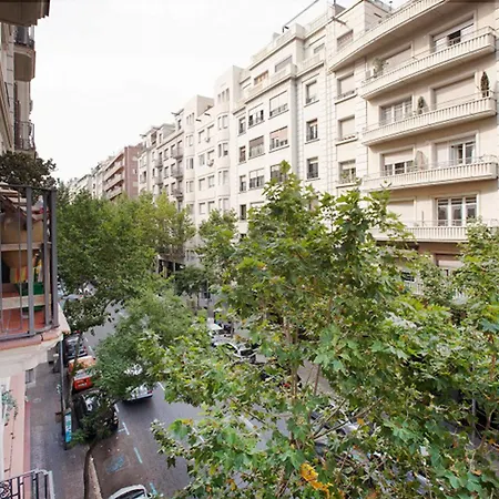 Rent Diagonal-aribau 3*