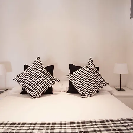 Rent Diagonal-aribau Hotel