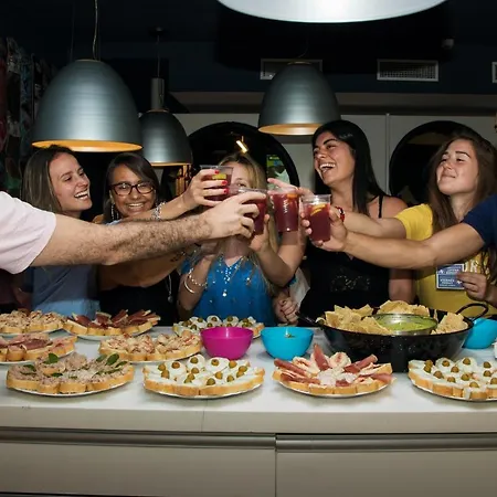 Hostel Sant Jordi Sagrada Familia *