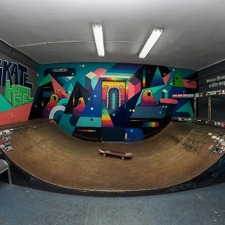 Sant Jordi Sagrada Familia Hostel Barcelona