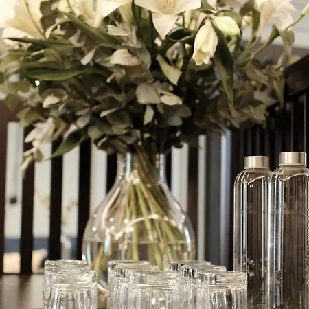 Hotel Malda Singular