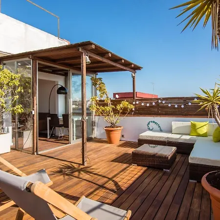 Exclusive Sagrada Familia Penthouse With Sea Views Lägenhet *