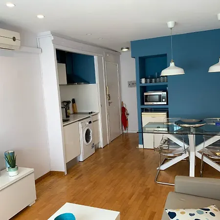 Rambla Catalunya Apartment *