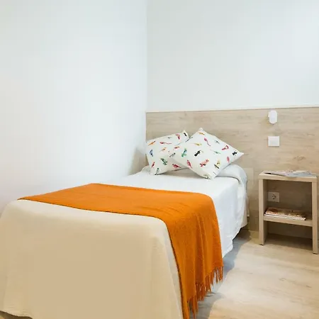 Bcnstop Parc Gueell Aparthotel 3*