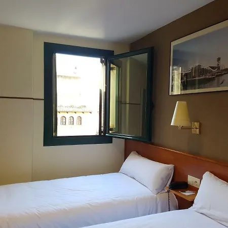 El Jardi Hotel 2*