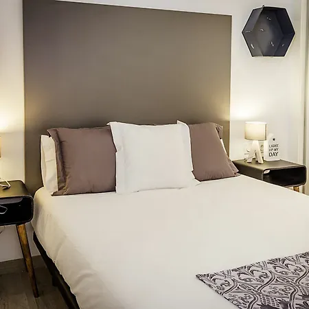 Hostemplo Sagrada Familia Penzion 3*