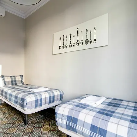 Apartment Placa Universitat