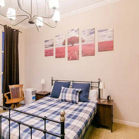 Apartment Placa Universitat Barcelona
