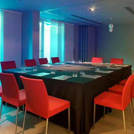 Ikonik Angli Hotel Barcelona