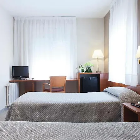 Otel Bonanova Park 2*