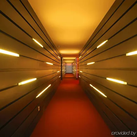Ikonik Angli Hotel 4*