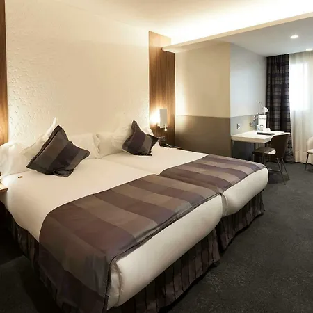 Western Premier Dante Hotel 4*