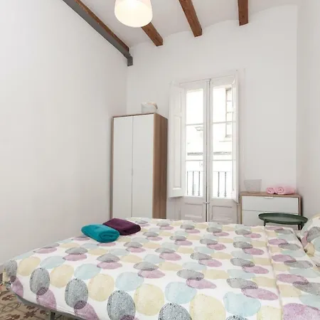 Gopal-comfortable Cozy For Groups In Gracia Lägenhet