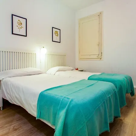 Friendly Rocafort Eixample Apartment *