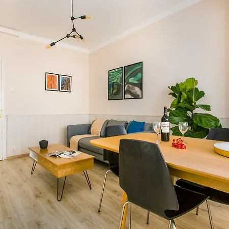 Apartment Friendly Rocafort Eixample *