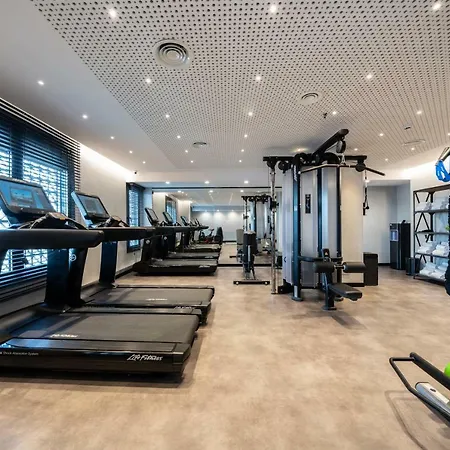 Hotel Catalonia Plaza 4*