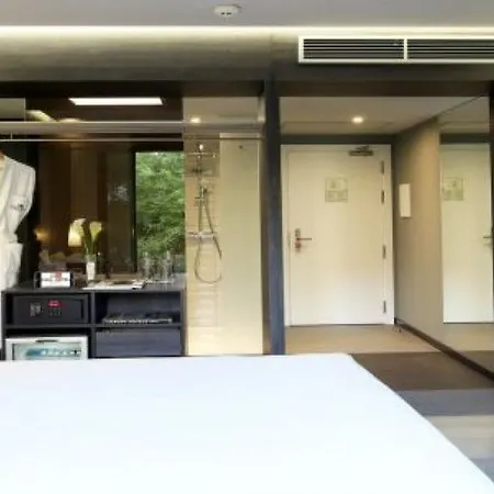 巴塞罗那阿克塞尔成人酒店