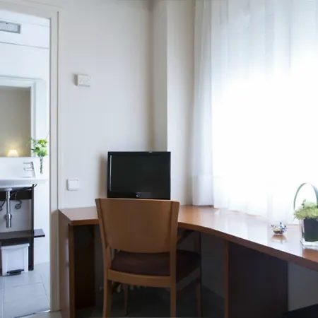 Otel Bonanova Park 2*