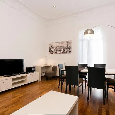 Aspasios Rambla Catalunya Appartement