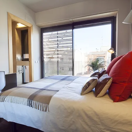 Appartement My Space Pool With Terrace Barcelone