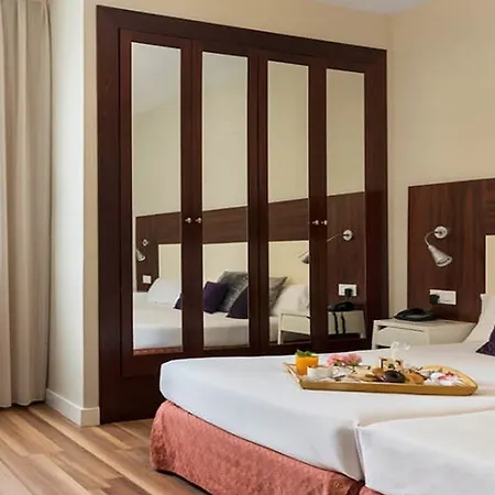 Arenas Atiram 4* Barcelona