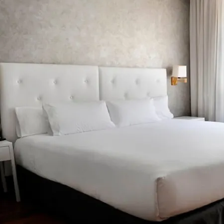 Hotel Arenas Atiram