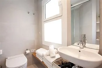 Rent Rambla Catalunya 4* Barcelona