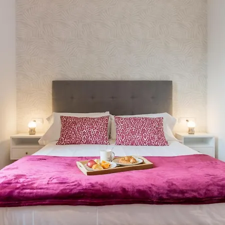 דירה Sibs Bcn- Balmes- Romantic Citycentre Beautiful *