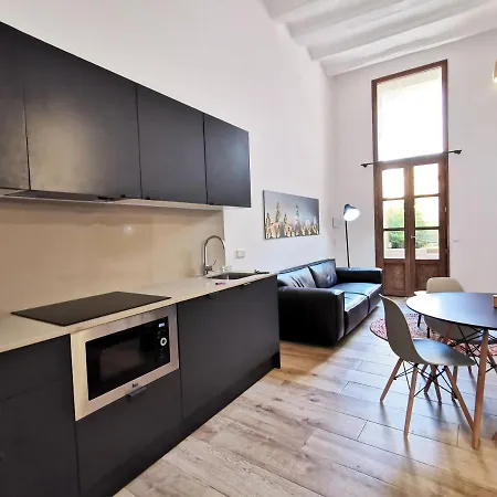 Lejlighed Classbedroom Port Ramblas