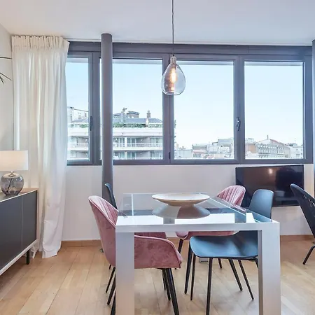 דירה Sibs Bcn- Universitat- Cosmopolitan Cozy ברצלונה